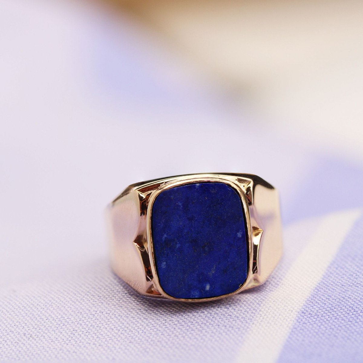 Lapis Lazuli Signet Ring In Yellow Gold-photo-3