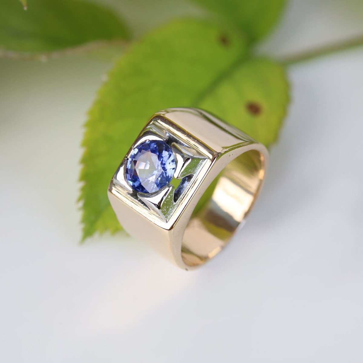 Sapphire Signet Ring In Gold-photo-5