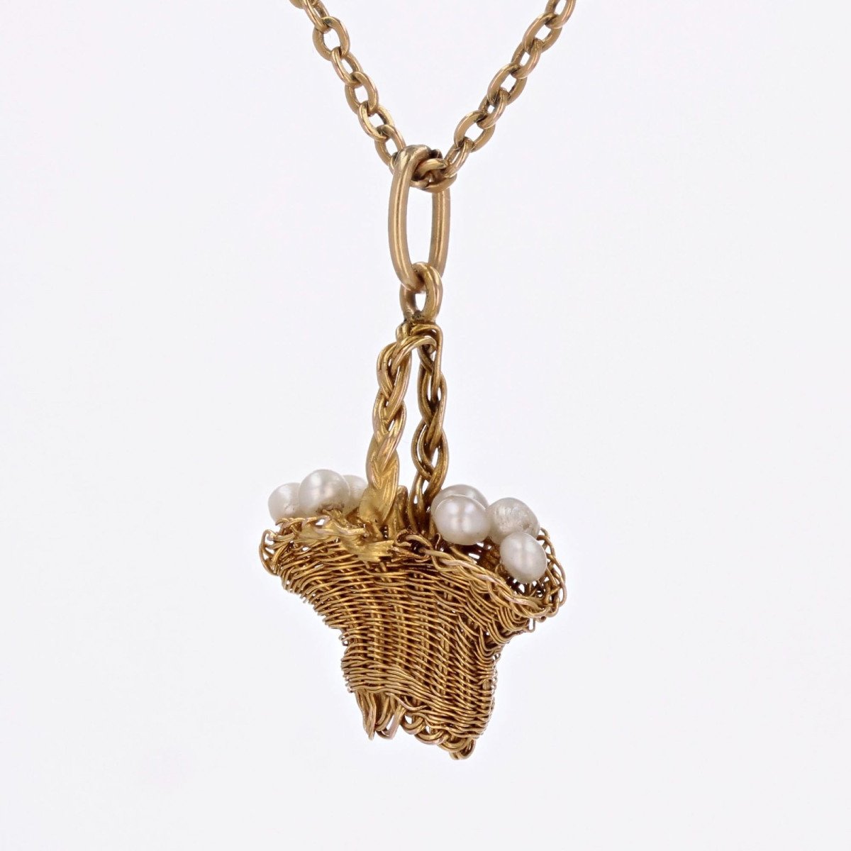 Old Basket Pendant In Gold And Pearls-photo-2