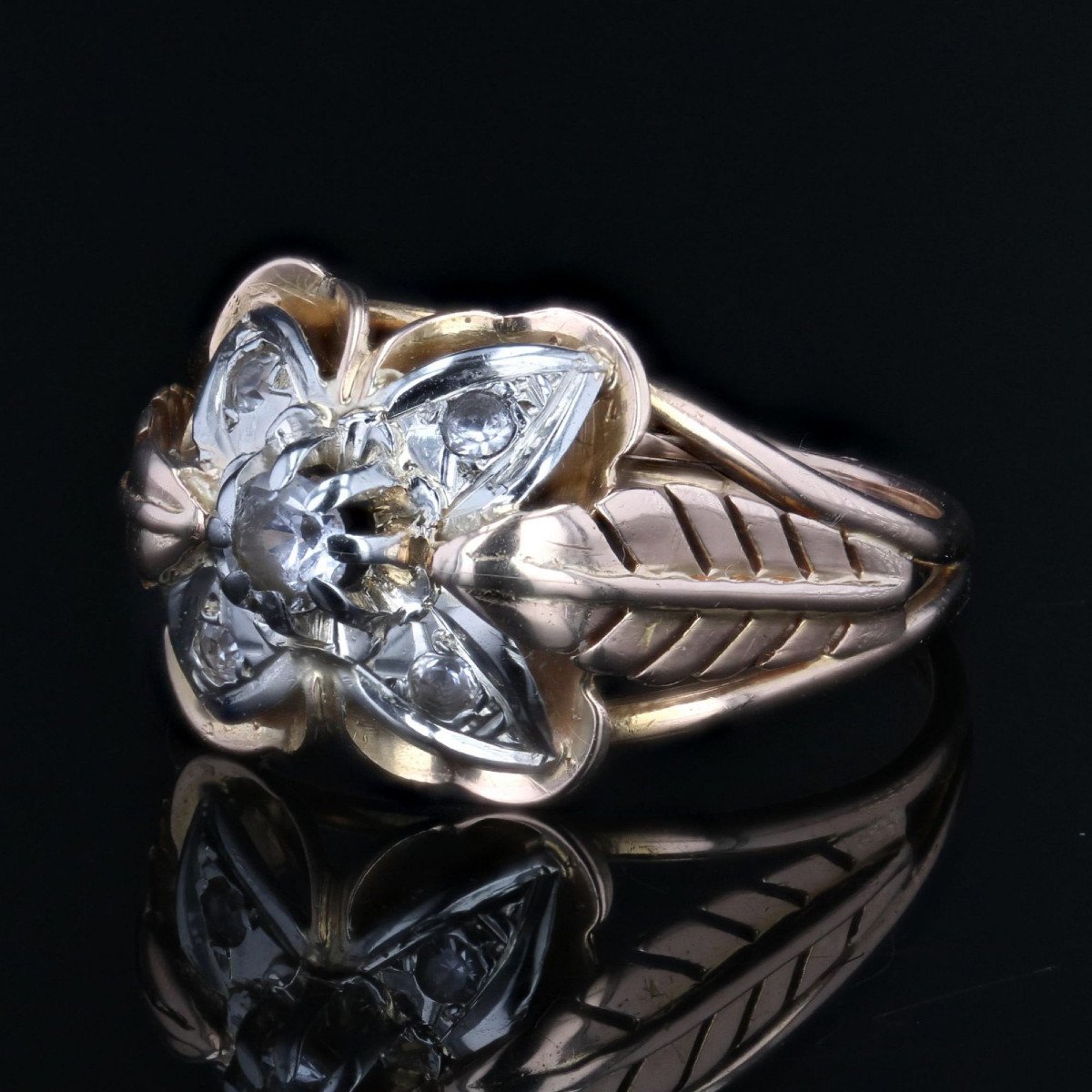 Vintage Feathers And Clover Ring Rose Gold-photo-1