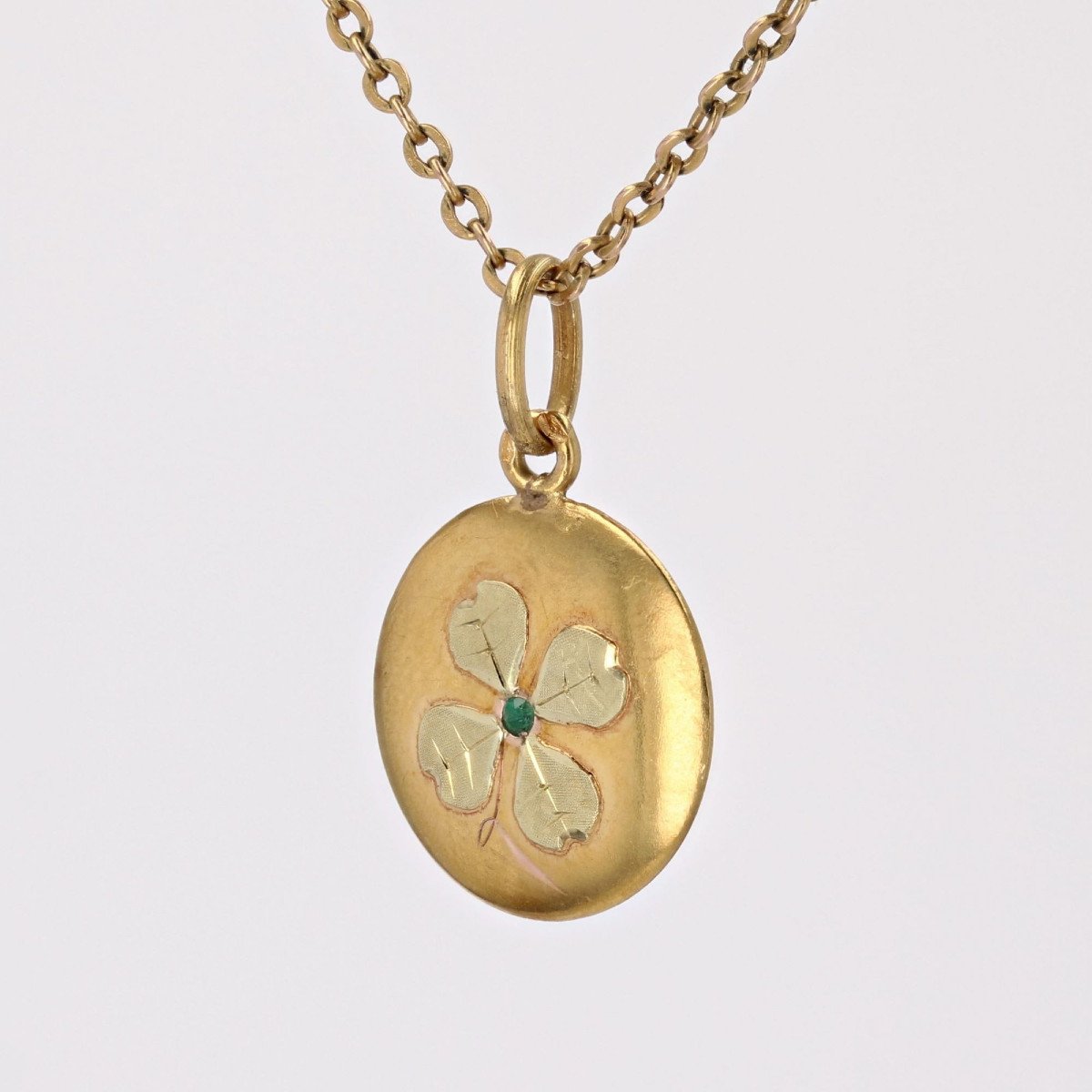 Yellow Gold Emerald 4-leaf Clover Pendant-photo-4