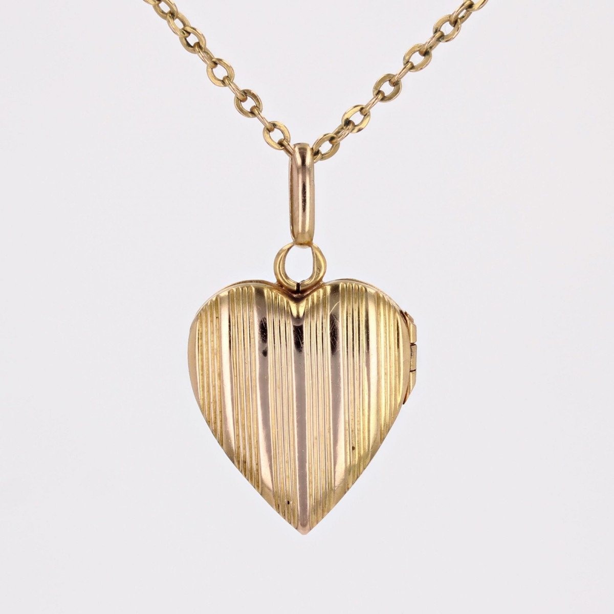 Rose Gold Heart Locket-photo-4