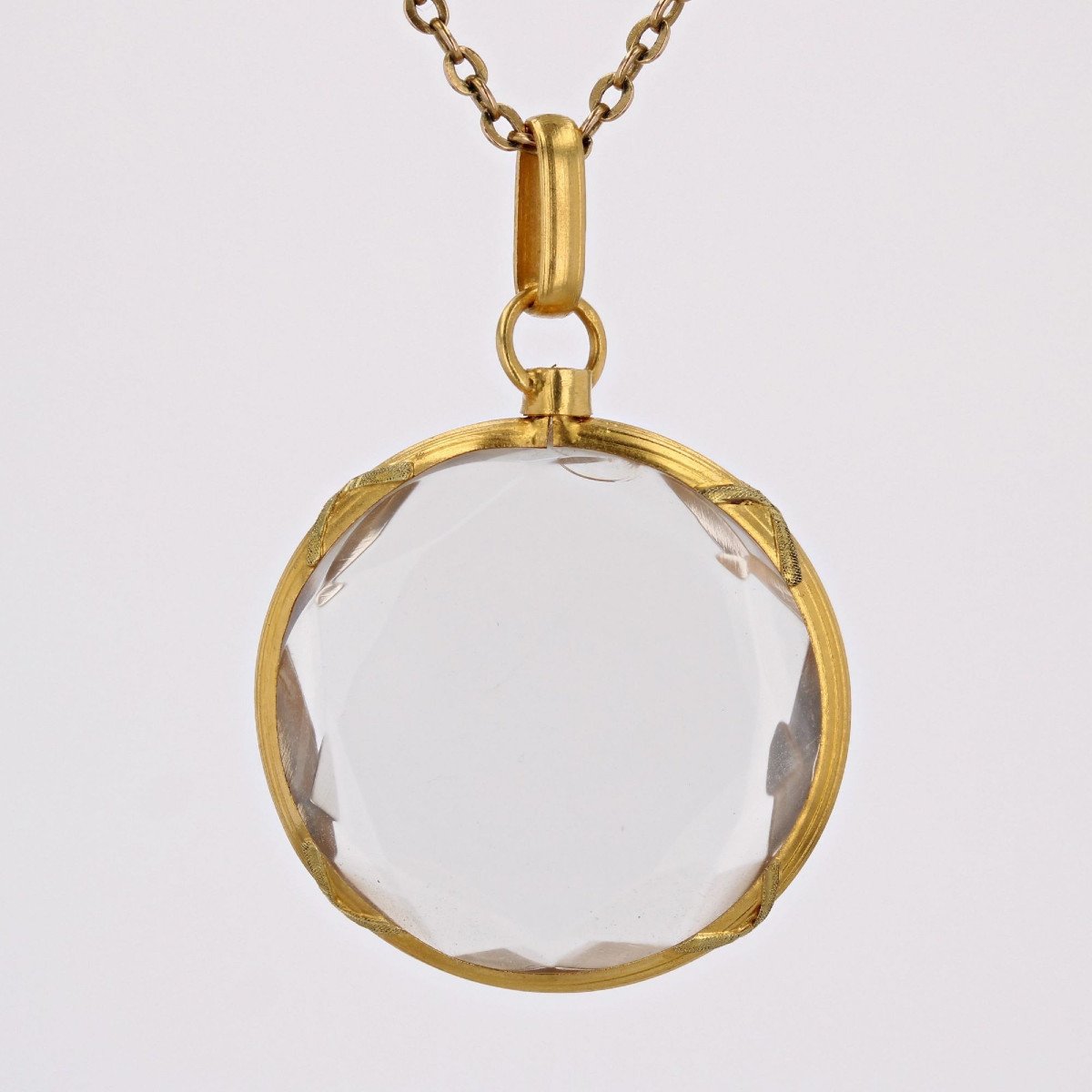 Old Medallion Pendant In Gold And Faceted Glass-photo-5