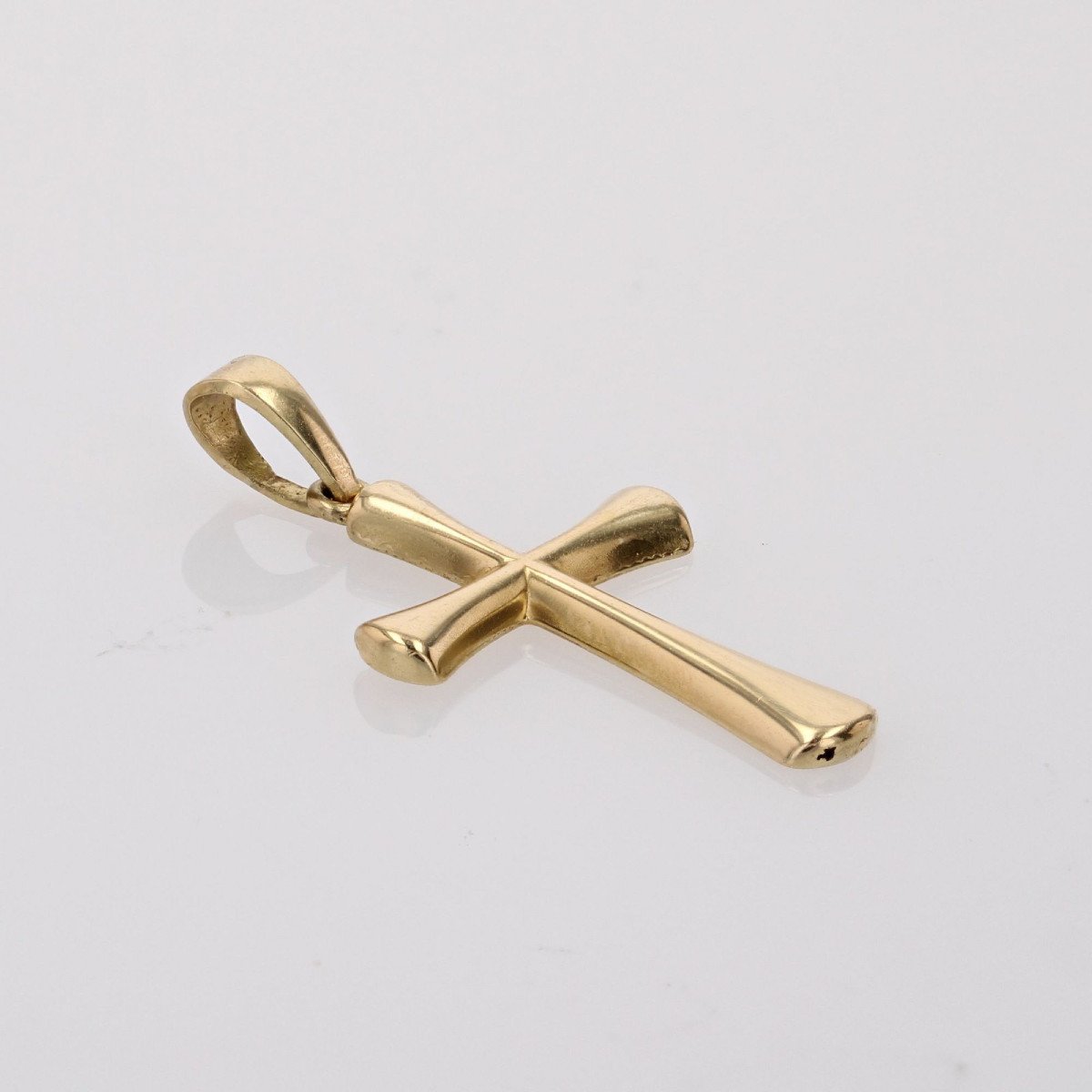 Used Yellow Gold Cross-photo-3