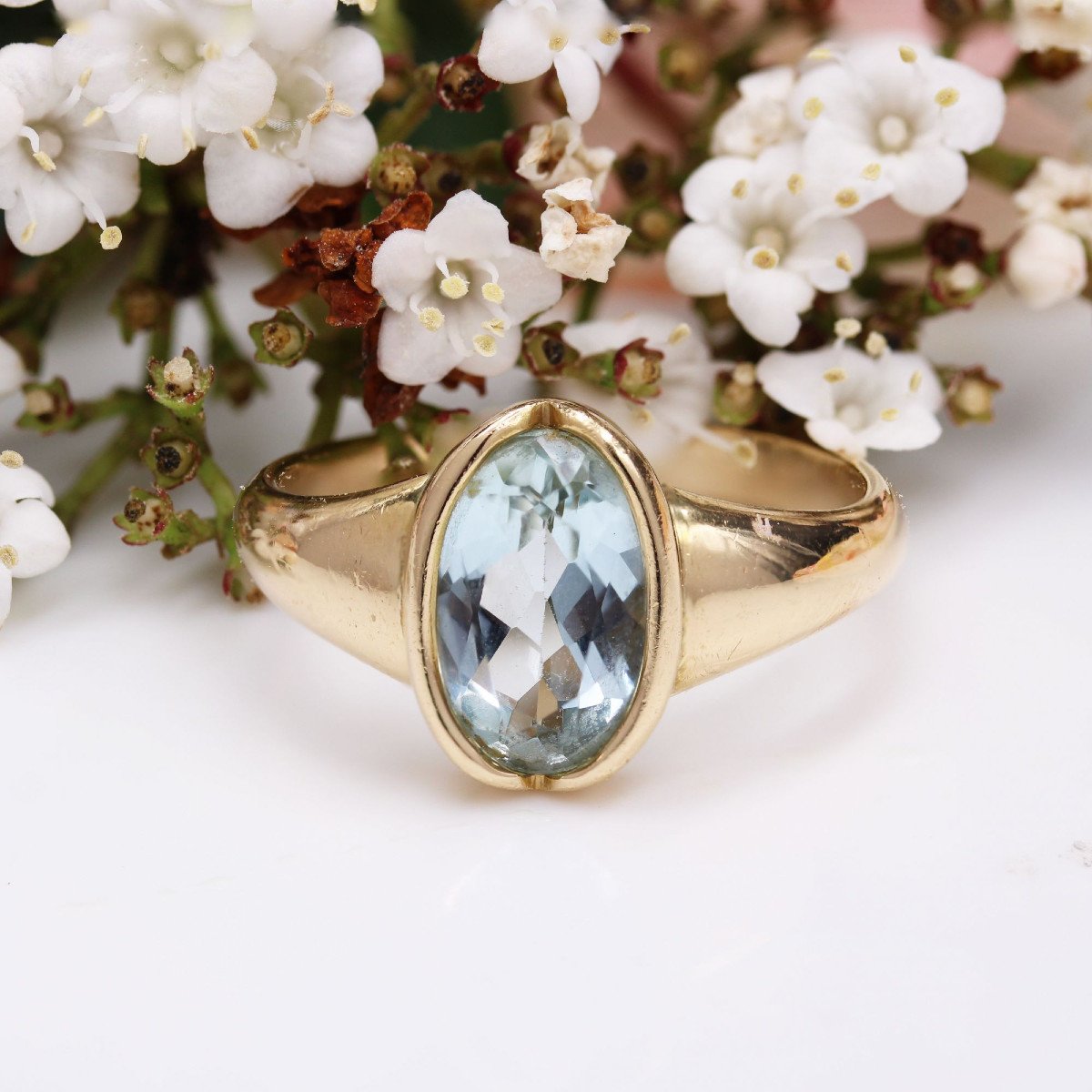 Aquamarine Ring In Yellow Gold-photo-3