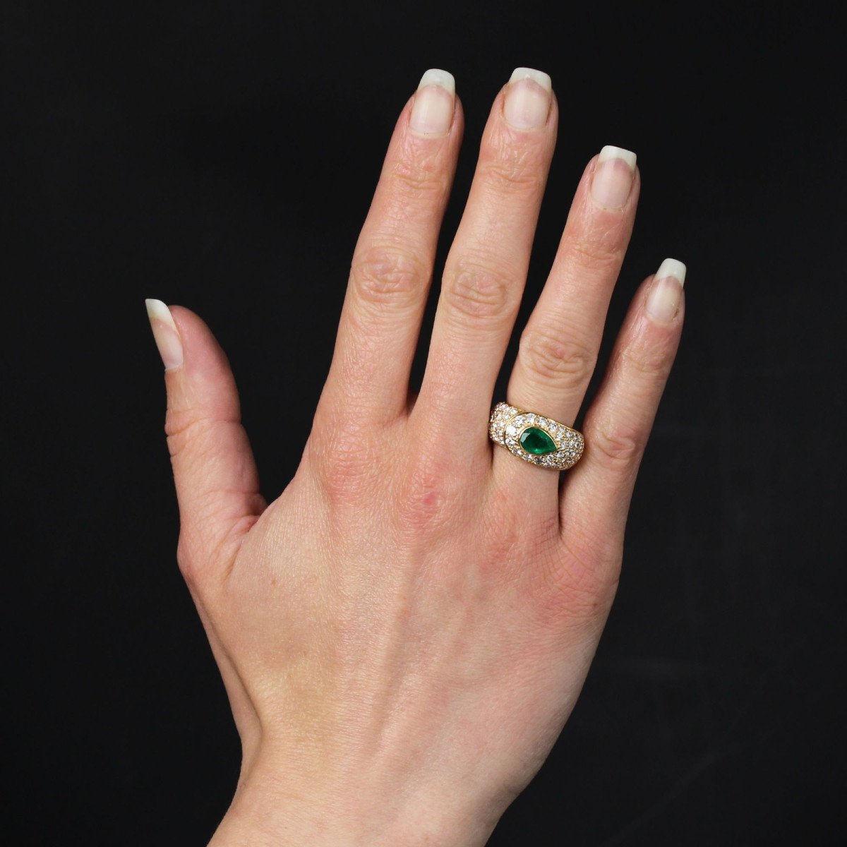 Pear Cut Diamond And Emerald Bangle Ring-photo-2