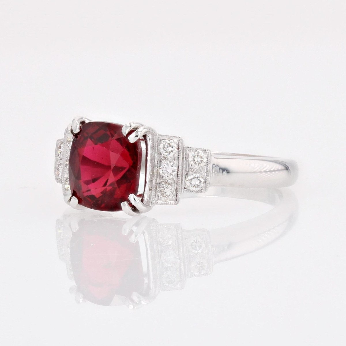 Bague Spinelle Rouge Coussin Naturel Et Diamants-photo-4