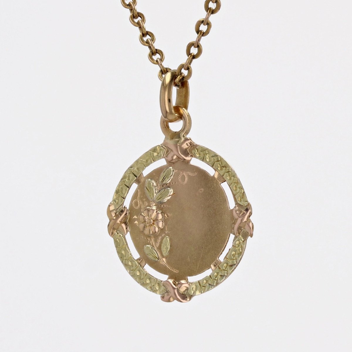 Old Rose And Green Gold Pendant-photo-1