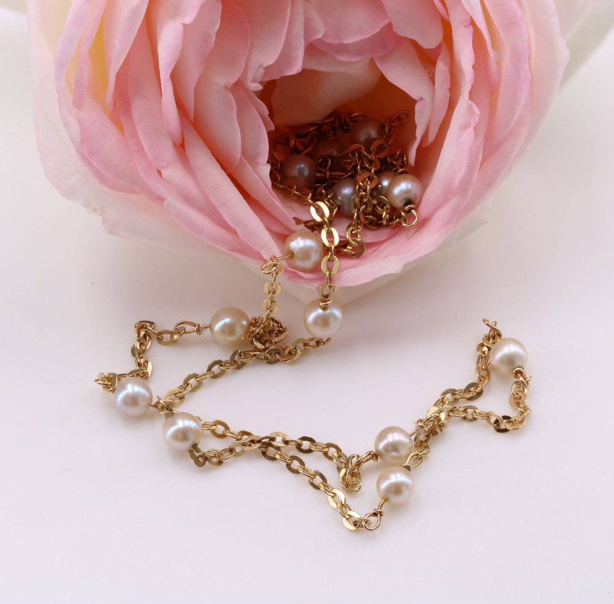 Yellow Gold Chain And Cultured Pearls-photo-6