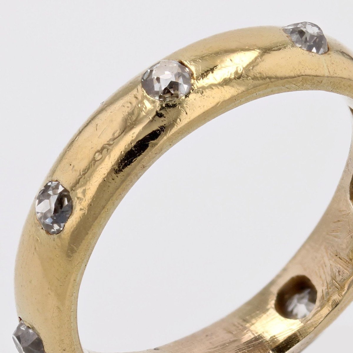 Antique Yellow Gold And Diamond Cushion Wedding Ring-photo-2