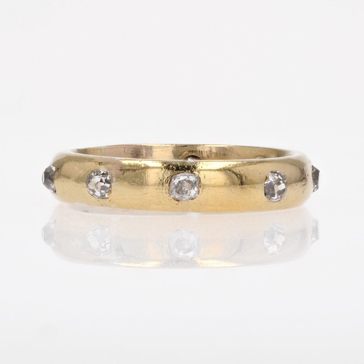 Antique Yellow Gold And Diamond Cushion Wedding Ring-photo-3