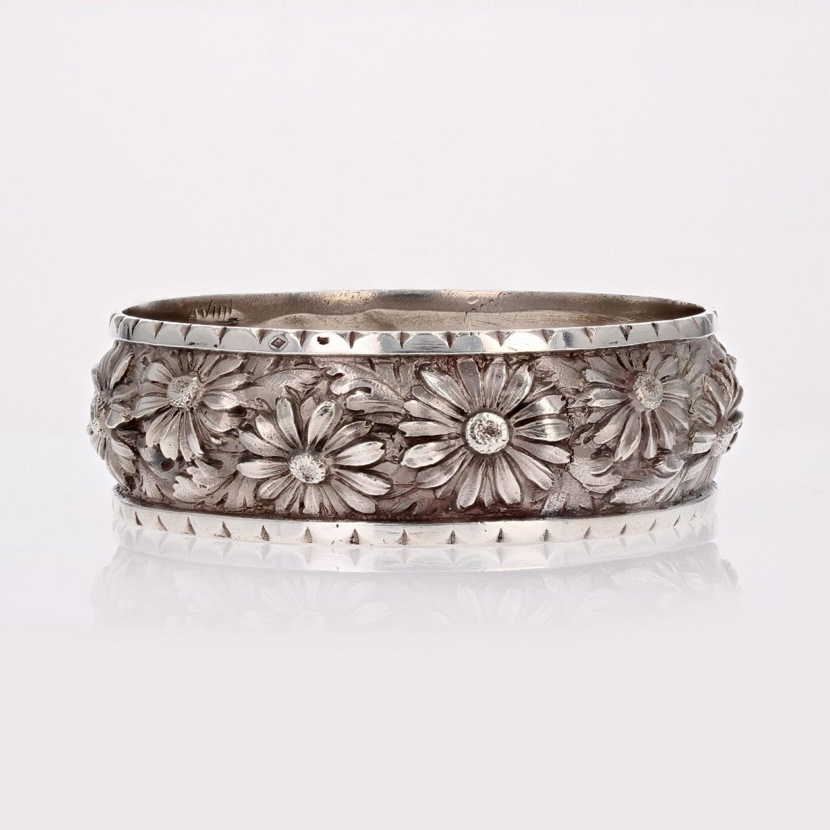 Silver Bangle Bracelet With Flower Engravings-photo-1