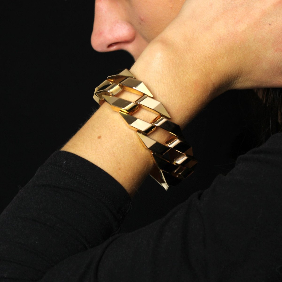 Geometric Gold Curb Bracelet-photo-2