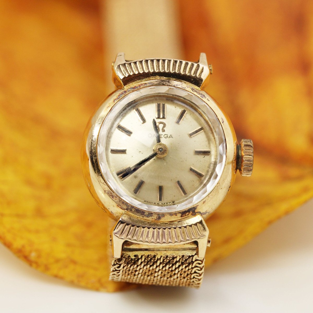 Omega Gold Ladies Watch-photo-4