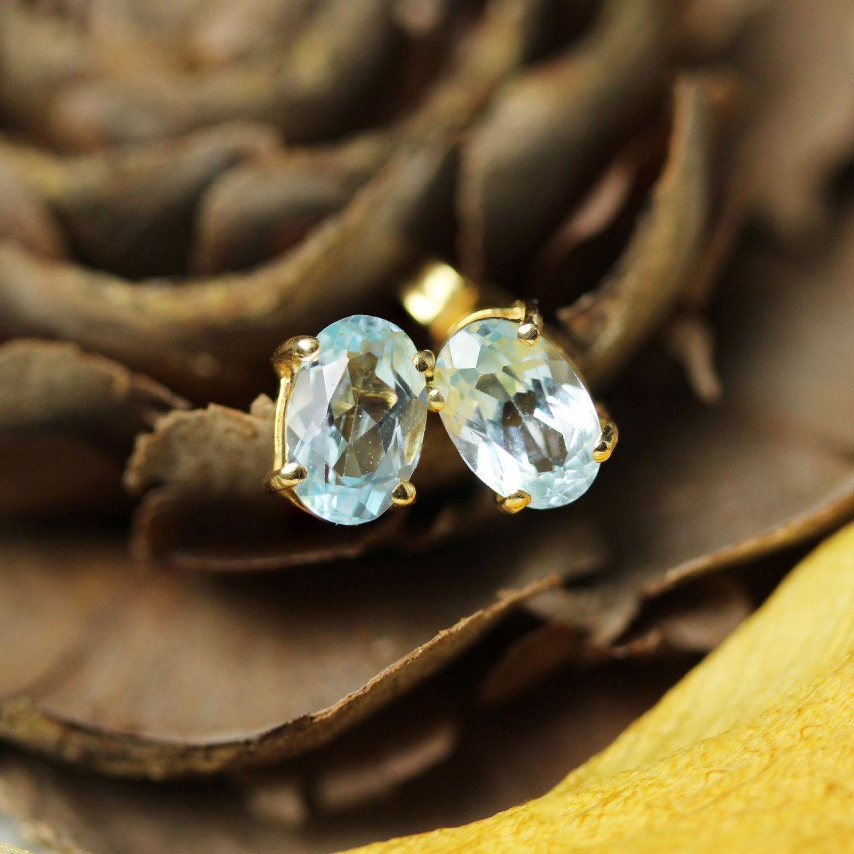 Yellow Gold Aquamarine Stud Earrings-photo-3