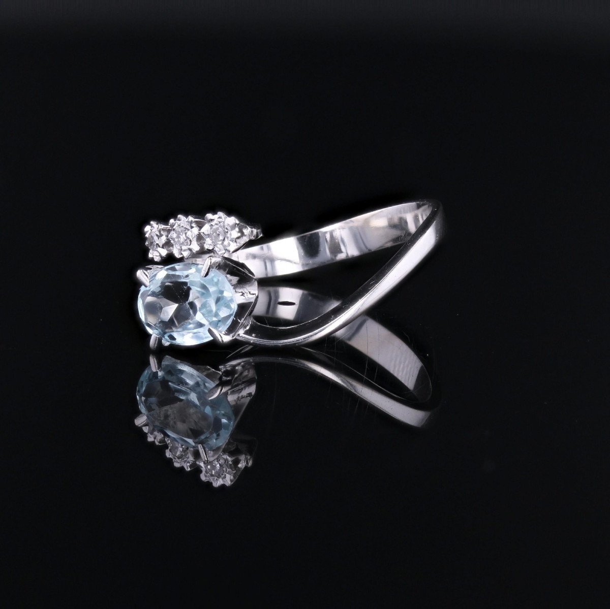 Vintage Aquamarine And Diamond Ring-photo-3