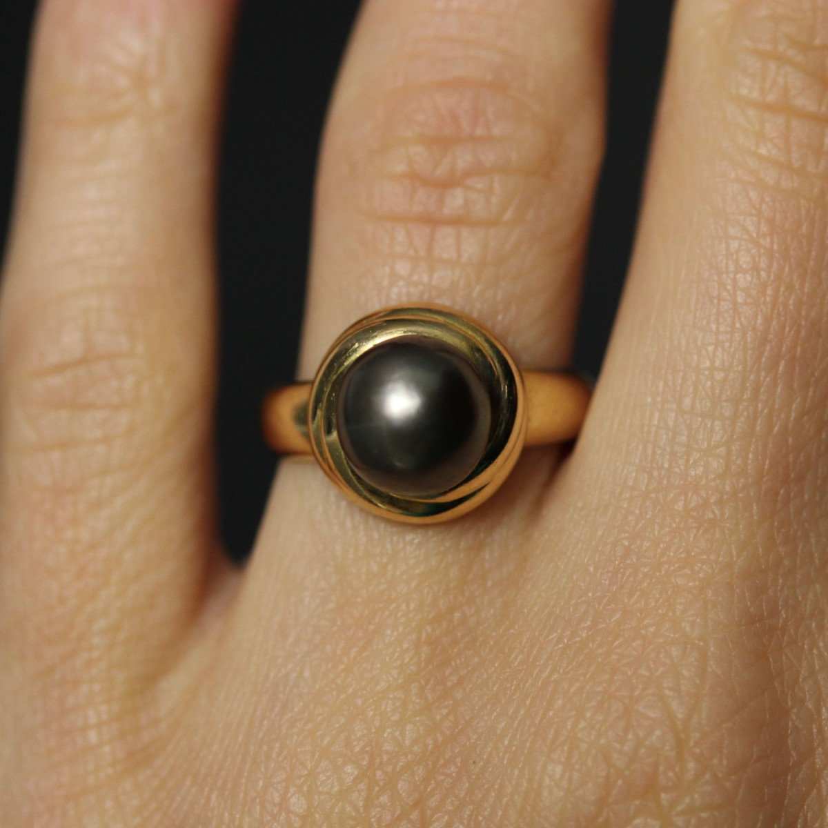 Grey Pearl And Yellow Gold Ring-photo-2