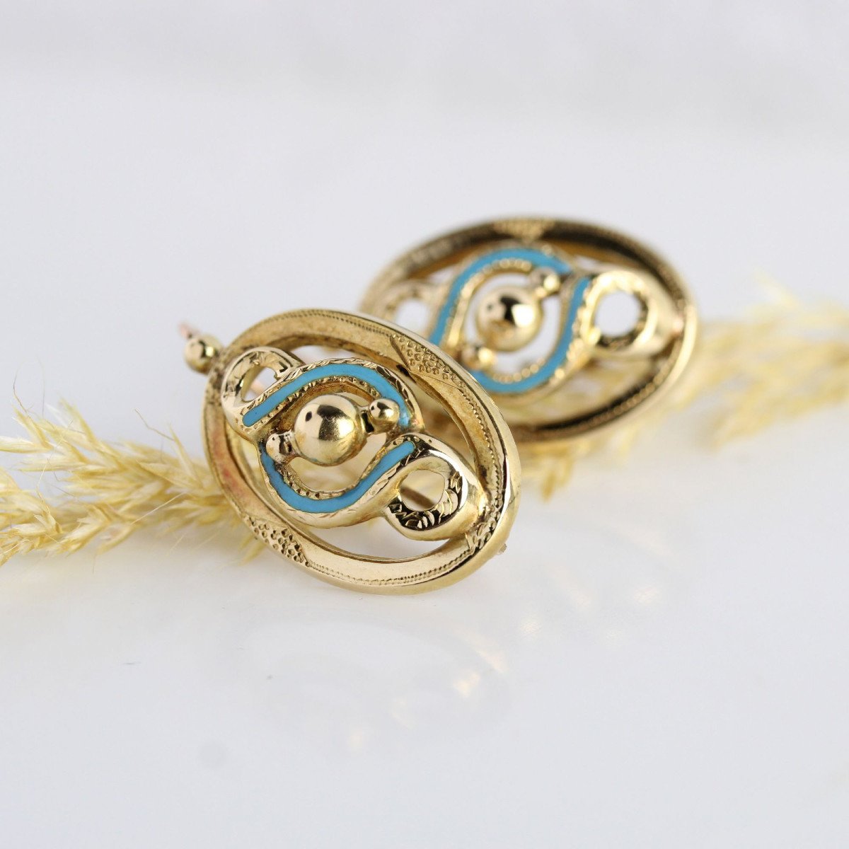 Antique Gold And Enamel Sleeper Earrings-photo-3