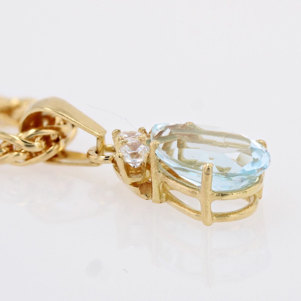 Aquamarine Diamond Yellow Gold Pendant-photo-4