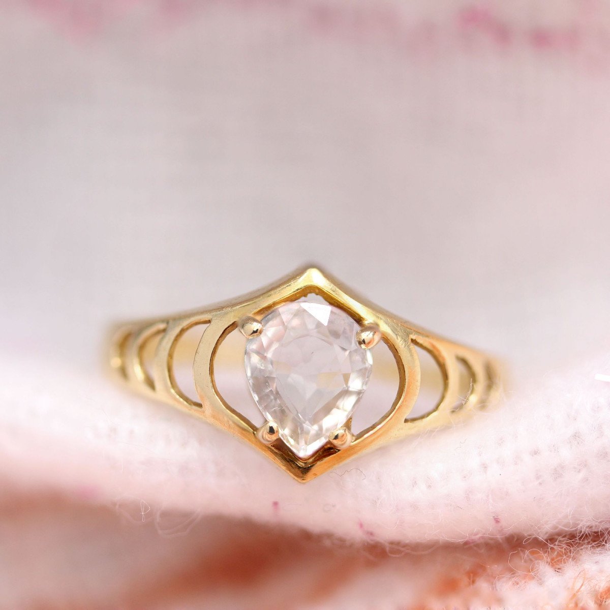 Pear Cut Aquamarine Ring Yellow Gold-photo-3