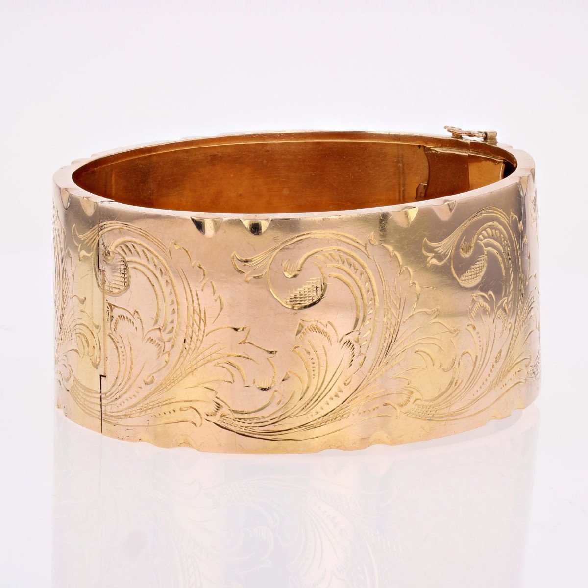 Large Chiseled Rose Gold Bangle Bracelet-photo-6