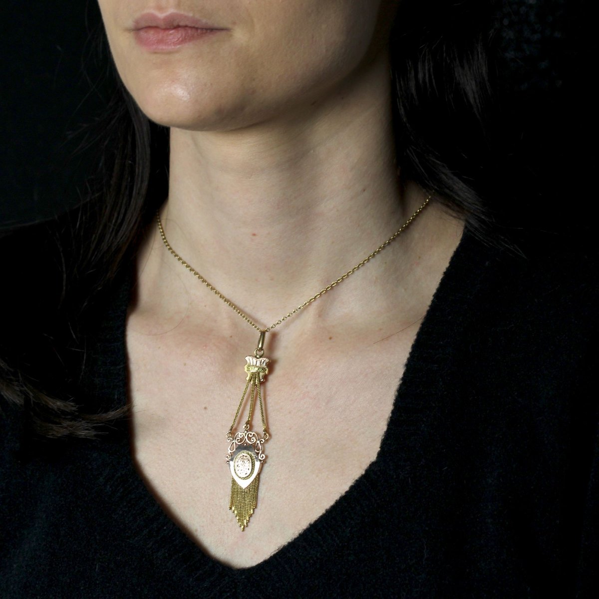 Antique Rose And Yellow Gold Crest Pendant-photo-3