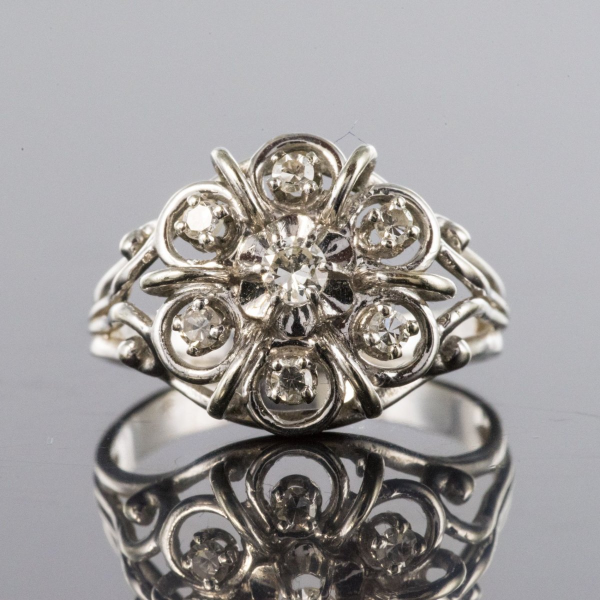 White Gold And Diamonds Ring-photo-5