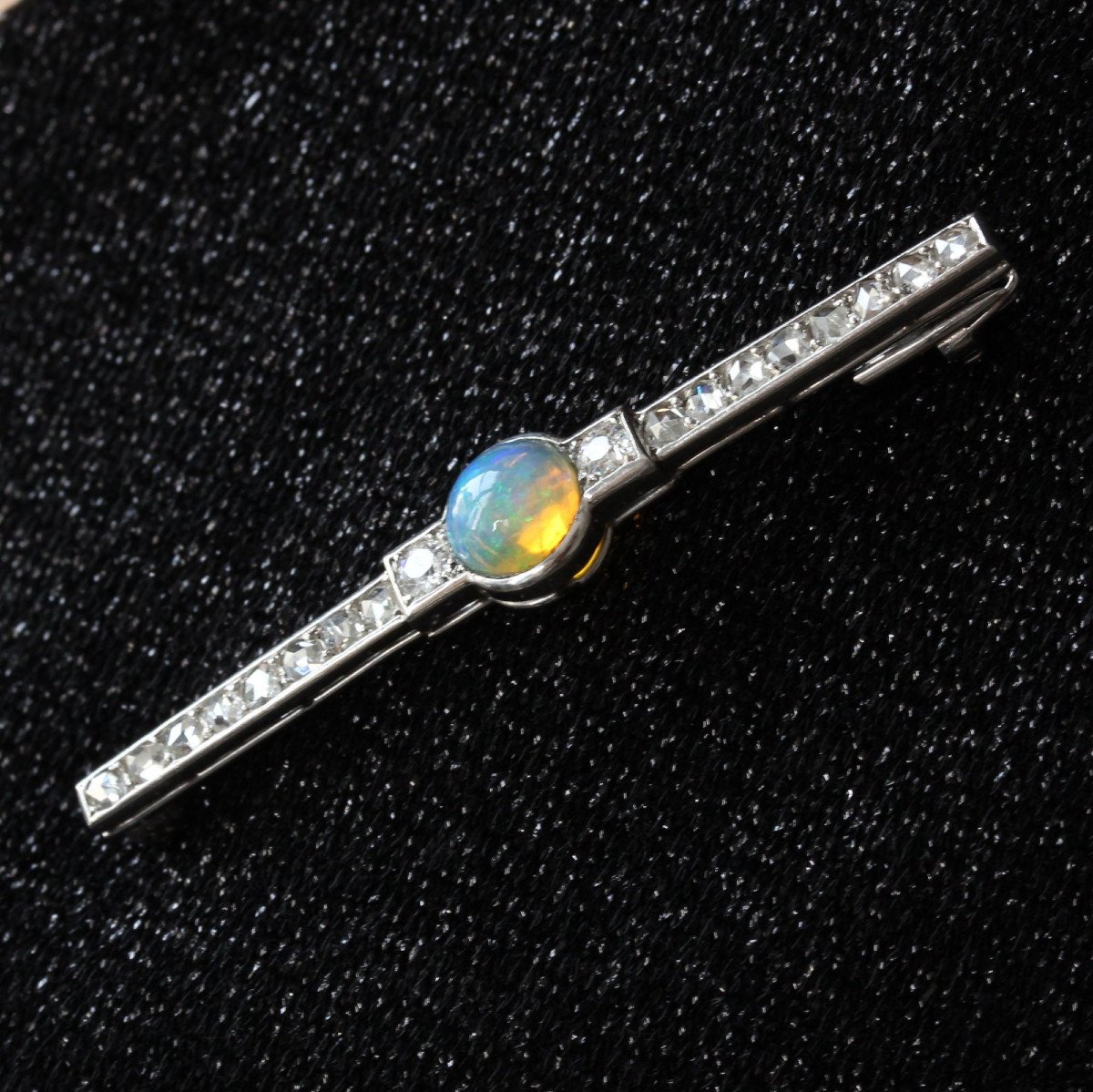 Old Opal And Art Deco Diamonds Brooch -photo-3