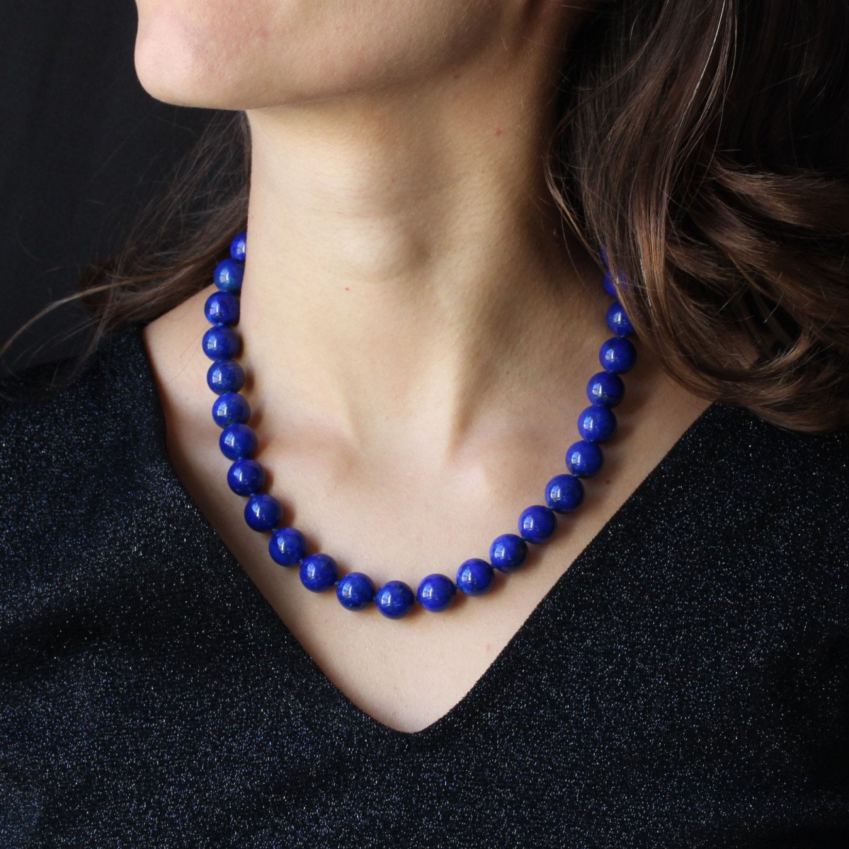 Lapis Lazuli Necklace And Its Gold Clasp-photo-2