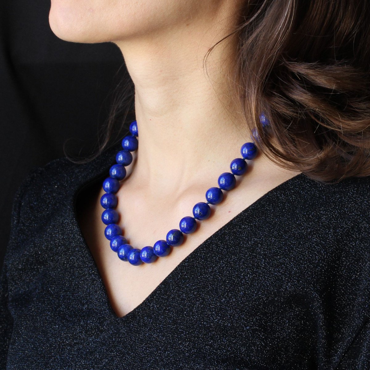 Lapis Lazuli Necklace And Its Gold Clasp-photo-4