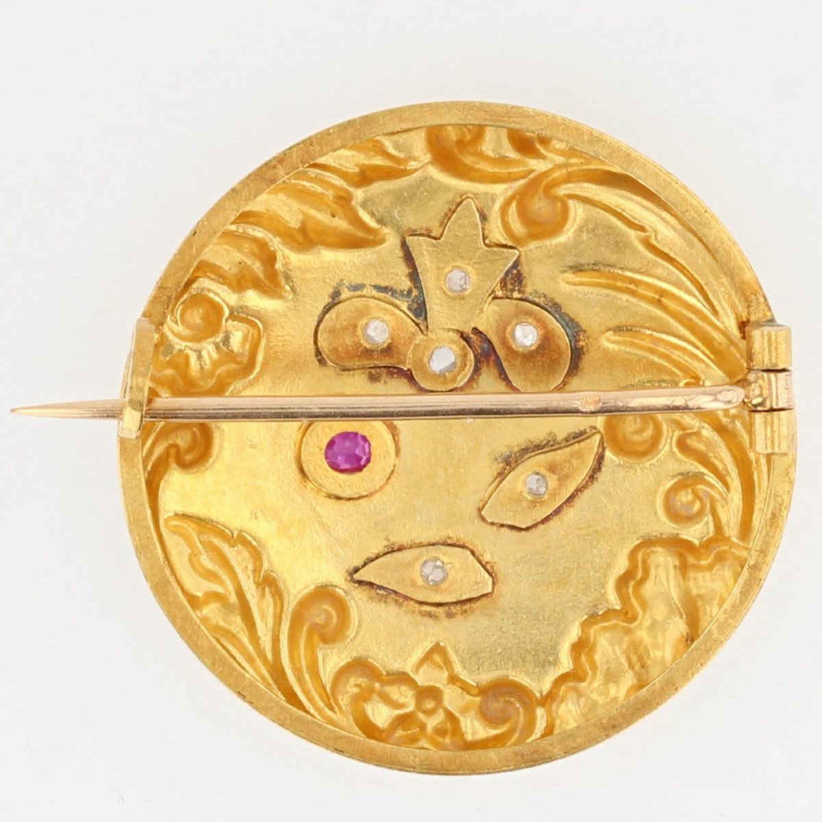 Yellow Gold Brooch With Ruby Diamond Floral Decor-photo-4