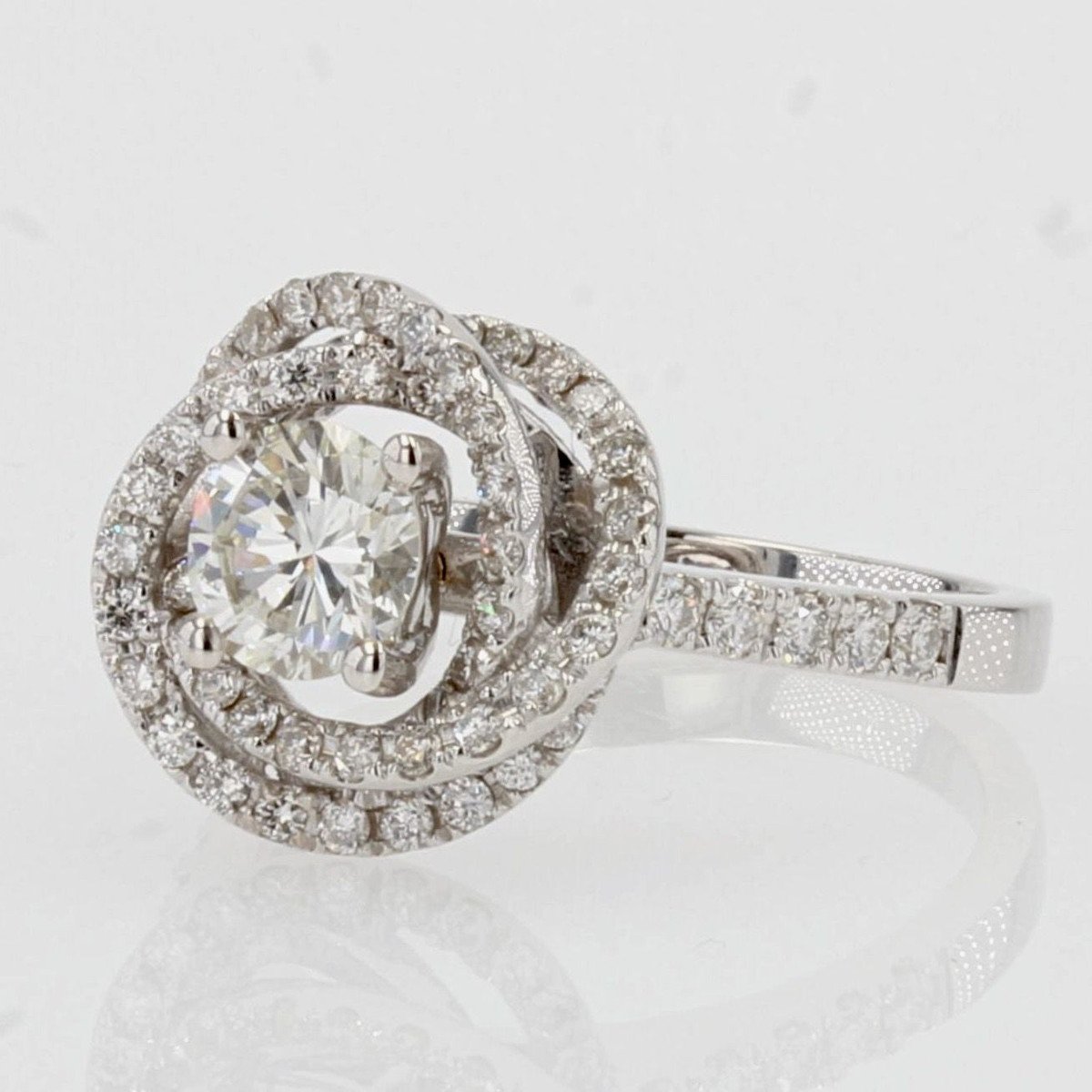 White Gold Flower Diamond Ring-photo-2