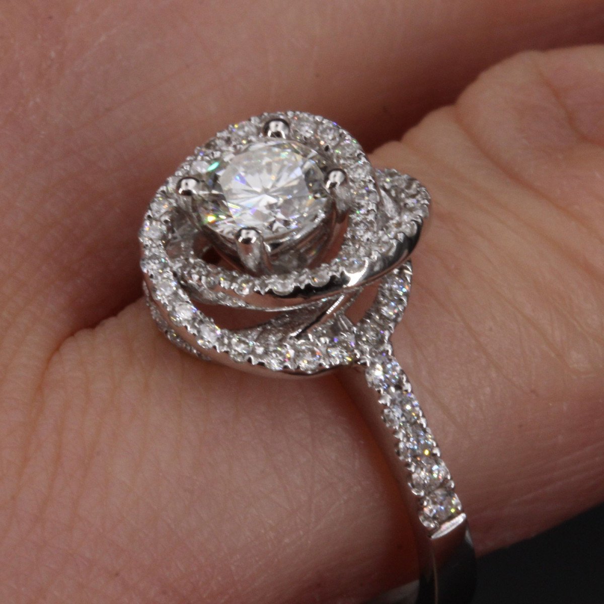 White Gold Flower Diamond Ring-photo-5