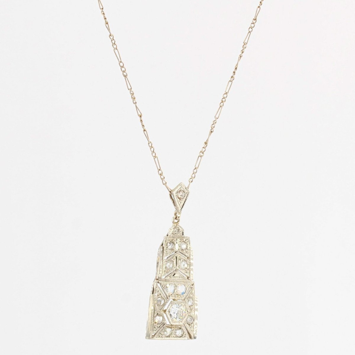 Art Deco Diamond Pendant And Its Chain-photo-3