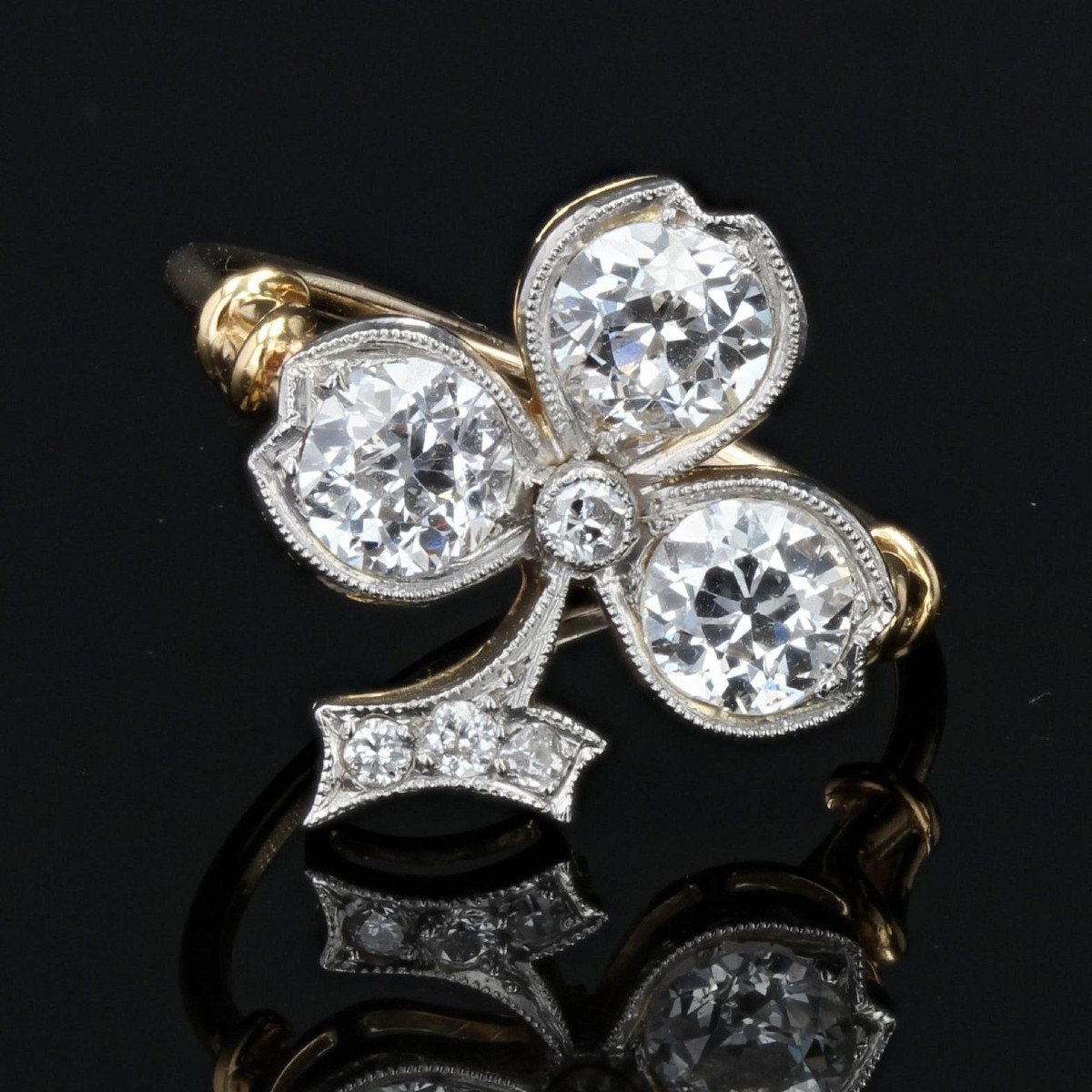 Old Diamond Clover Ring-photo-3