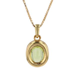 Peridot Cabochon Pendant And Its Fine Yellow Gold Chain