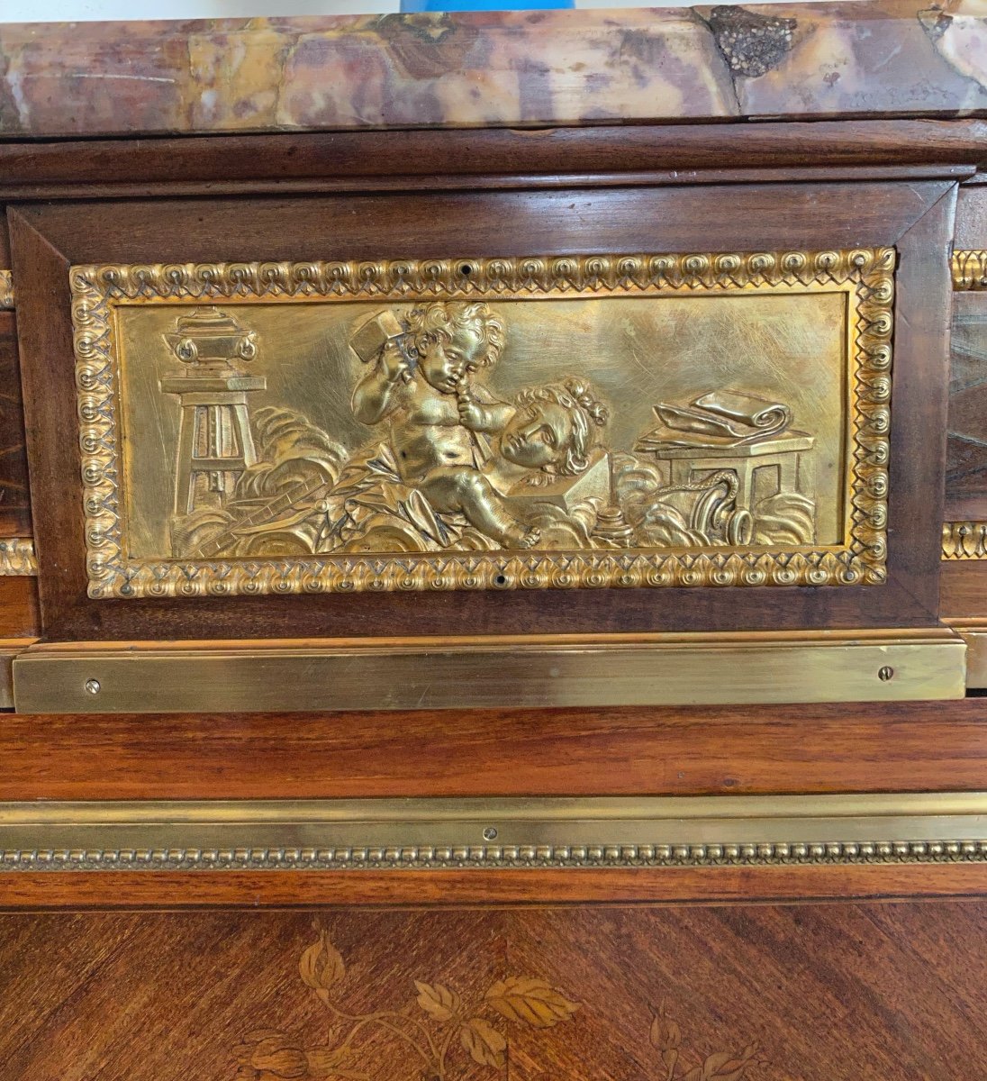 18 Th Century Corner Cabinet In Marqueterie Of Flowers Et Musical Instruments -photo-3