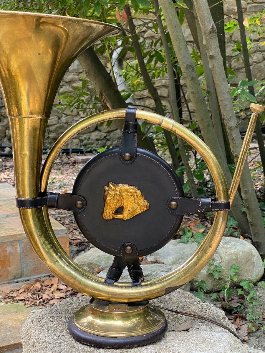 Old Hunting Horn Lamp With A Horse Head On A Leather Background Attributed To Hermes-photo-3