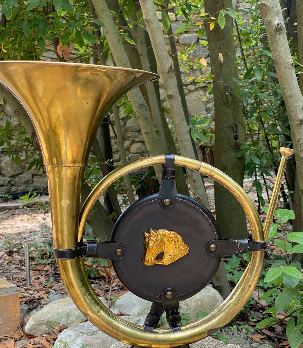 Old Hunting Horn Lamp With A Horse Head On A Leather Background Attributed To Hermes-photo-3