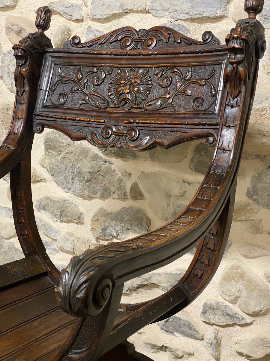 19th Century Dagobert Armchair In Walnut Carved With Leonine Heads In Renaissance Style -photo-2