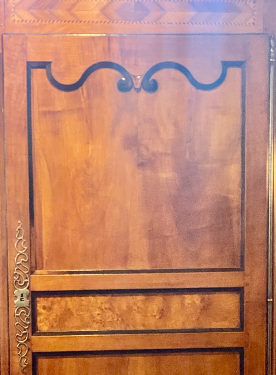 19th Century Cherrywood Bonnetière, Elm Burl Veneer Panel And Marquetry Motifs-photo-7