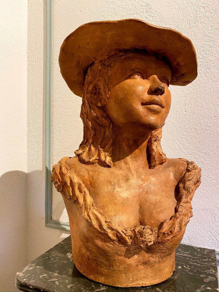 Sculpture  En Terre Cuite  De  Jeune  fille   Au Chapeau Fleuri   Dans Le Goût De  Renoir-Guino-photo-4