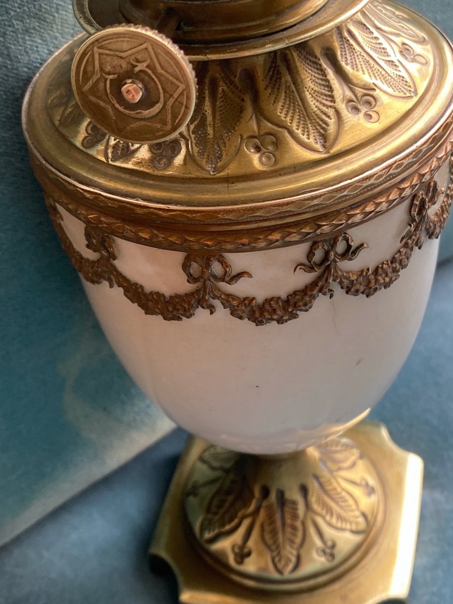 White Opaline Vase Napoleon III Period With Floral Garland Decoration Mounted As A Lamp -photo-4