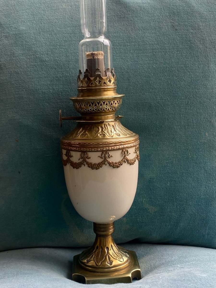 White Opaline Vase Napoleon III Period With Floral Garland Decoration Mounted As A Lamp -photo-1