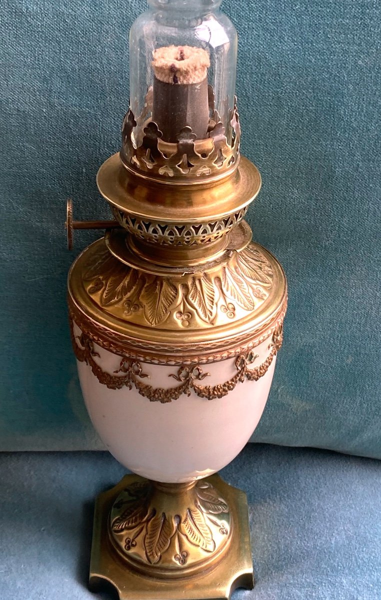 White Opaline Vase Napoleon III Period With Floral Garland Decoration Mounted As A Lamp 