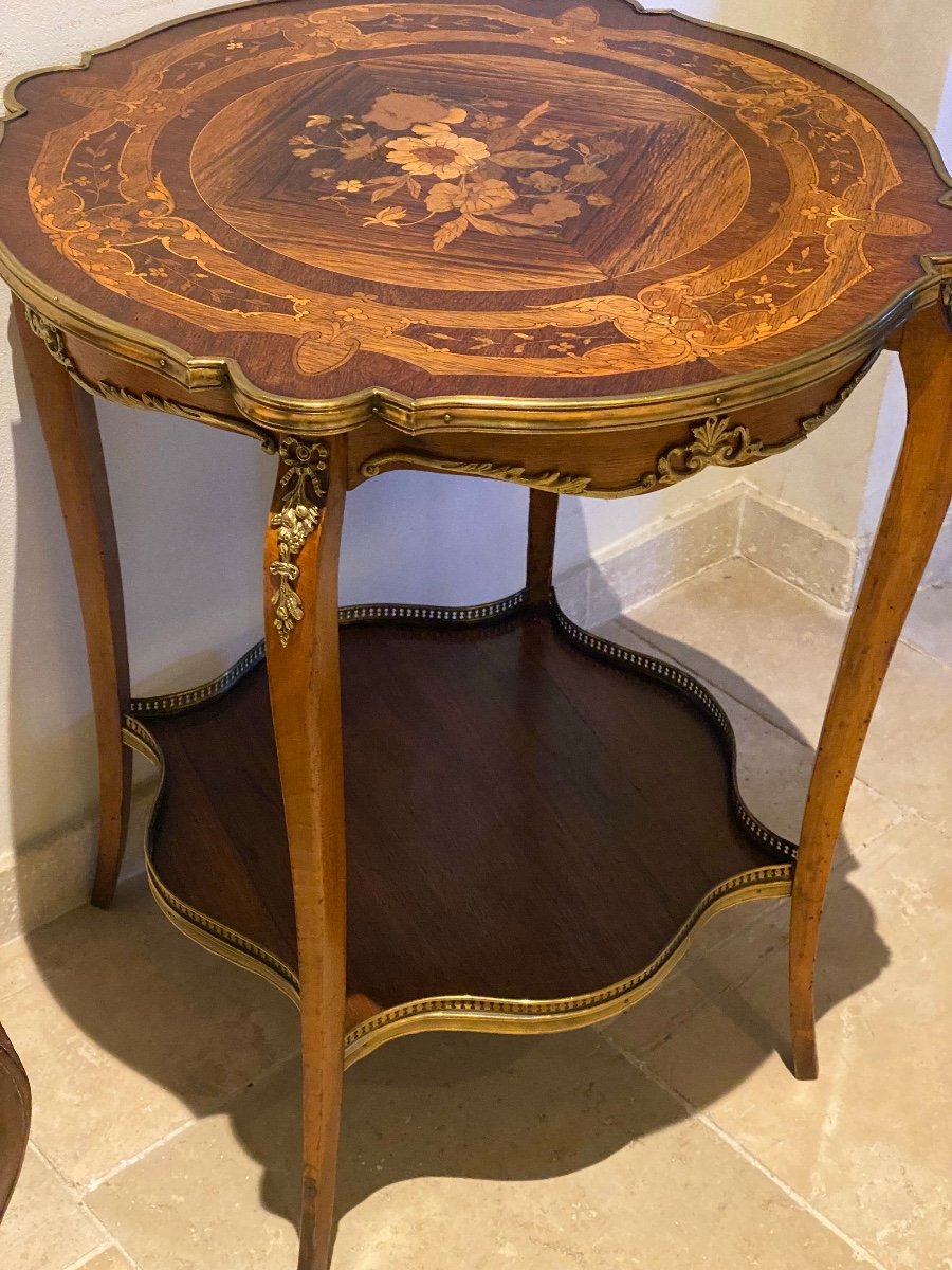 19th Century Pedestal Table With Louis XV Style Floral Marquetry Decor -photo-3