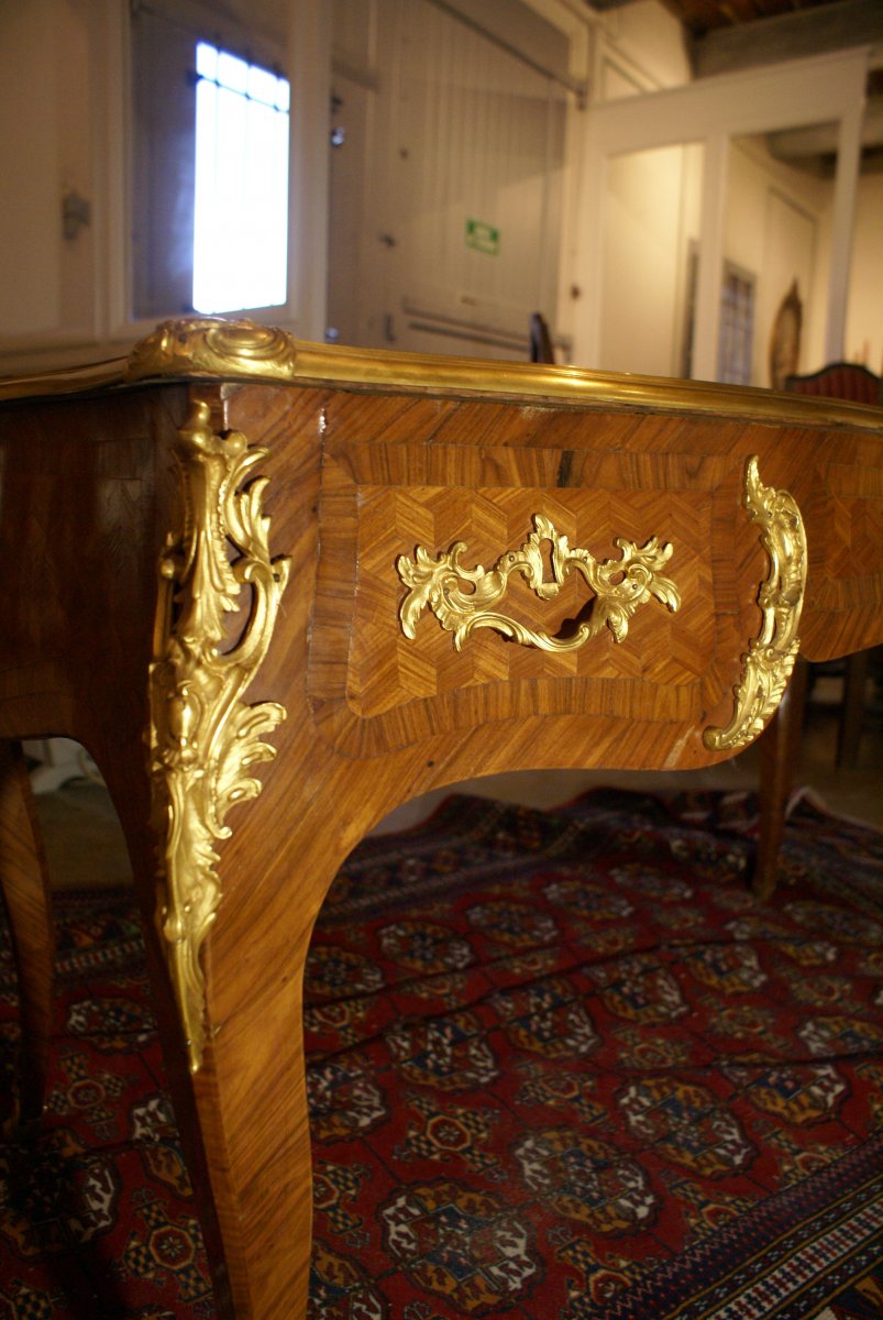 Late 19 Th   Louis XV Style Desk In Rosewood Havana Leather Top-photo-1