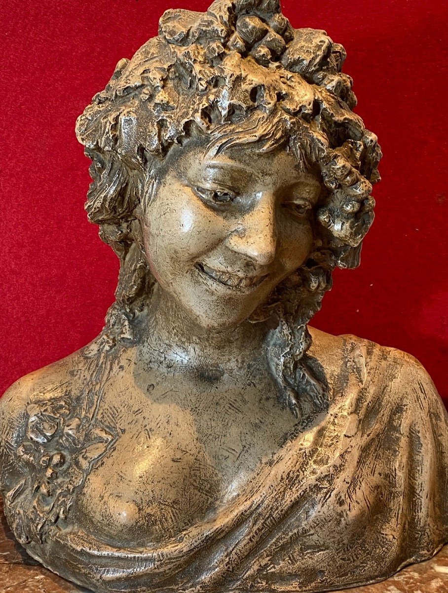 Terra Cotta   Sculpture   Of A  Young Girl Smiling      Art Nouveau   Period    Signed Pierre  De  Leonardi-photo-3