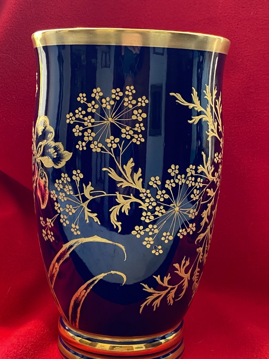 Vase   En Porcelaine  De Limoges   P. Pastaud   A DÉcor Floral DorÉ A l'Or Fin     -photo-1