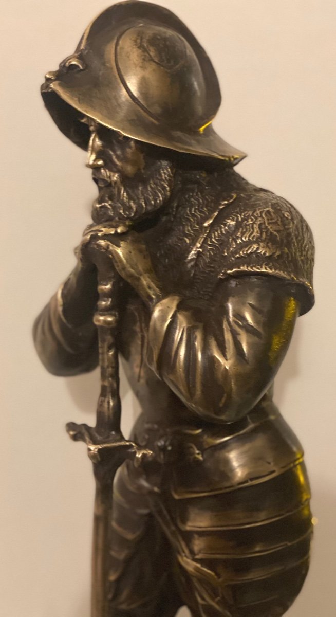   Bronze Sur Pied    De 52 Cm     d'Un      Mercenaire   en armure    Du      XVI  ème  -photo-2